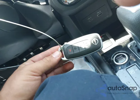 2024 Nissan Kicks Sv Xtronic Cvt из США, поврежденный, VIN 3N1CP5CV6RL559214